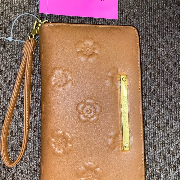 Betsey Johnson Wristlet - Picture 2 of 3